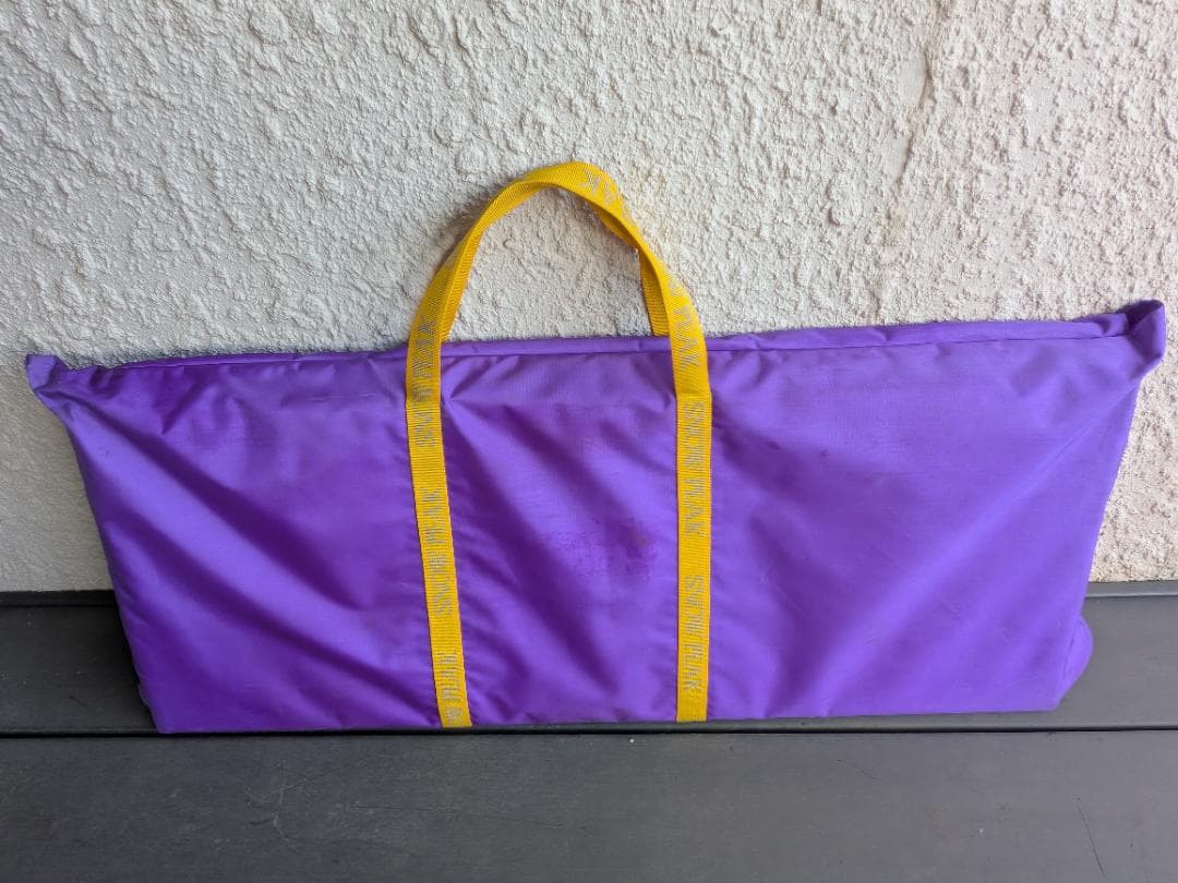 折りたたみテーブル