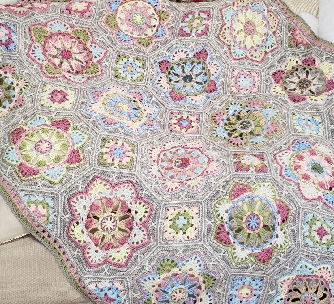 ペルシアンタイル☆マルチカバー　ブランケット　手編み　大判