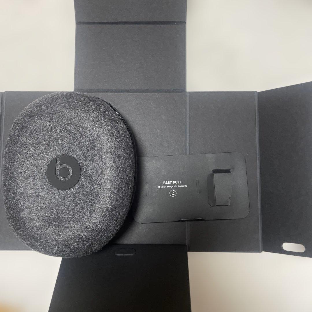 【訳あり】Beats Solo Pro ホワイト