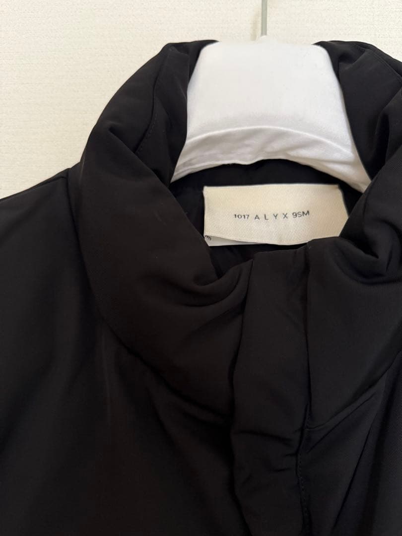 1017 ALYX 9SM ダウンベスト　ナイロンベスト
