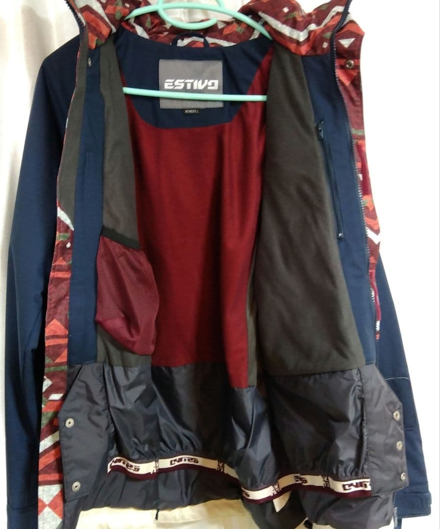 ESTIVO ウィメンズ スノーボードウェア （EVW1624/EVW3622）