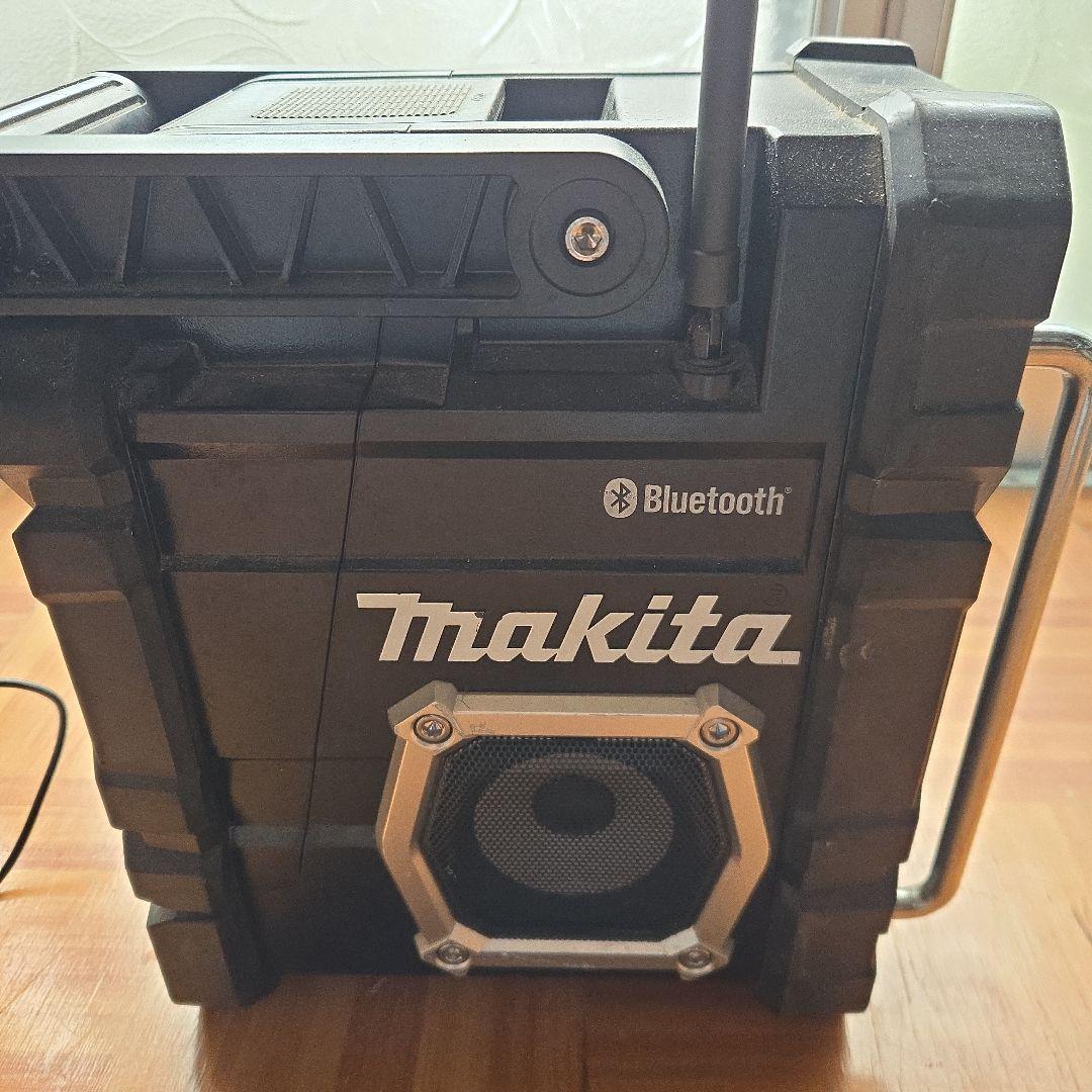 Makita MR108 Bluetoothラジオ