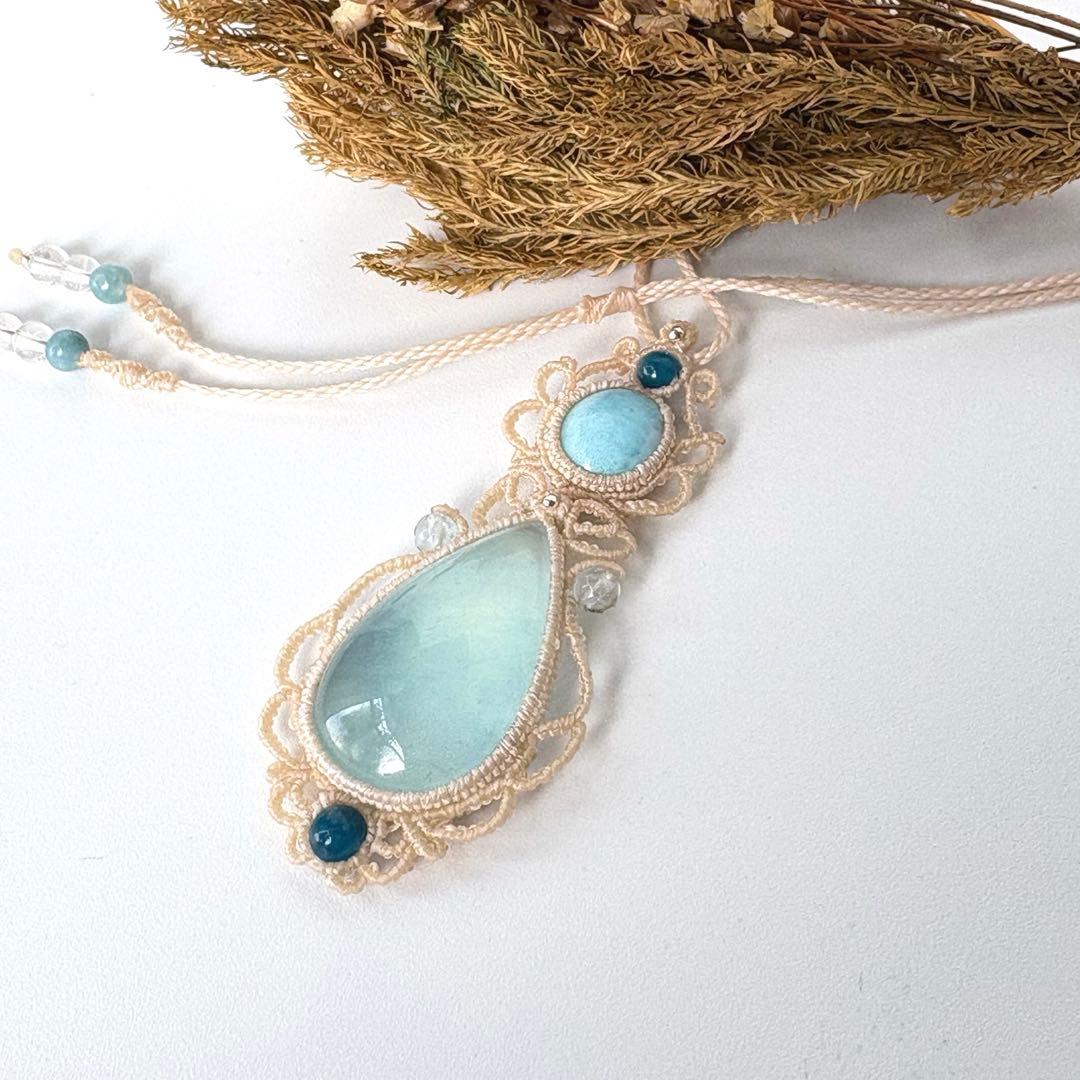 アクアマリン×ラリマー×アパタイトビーズのマクラメネックレス