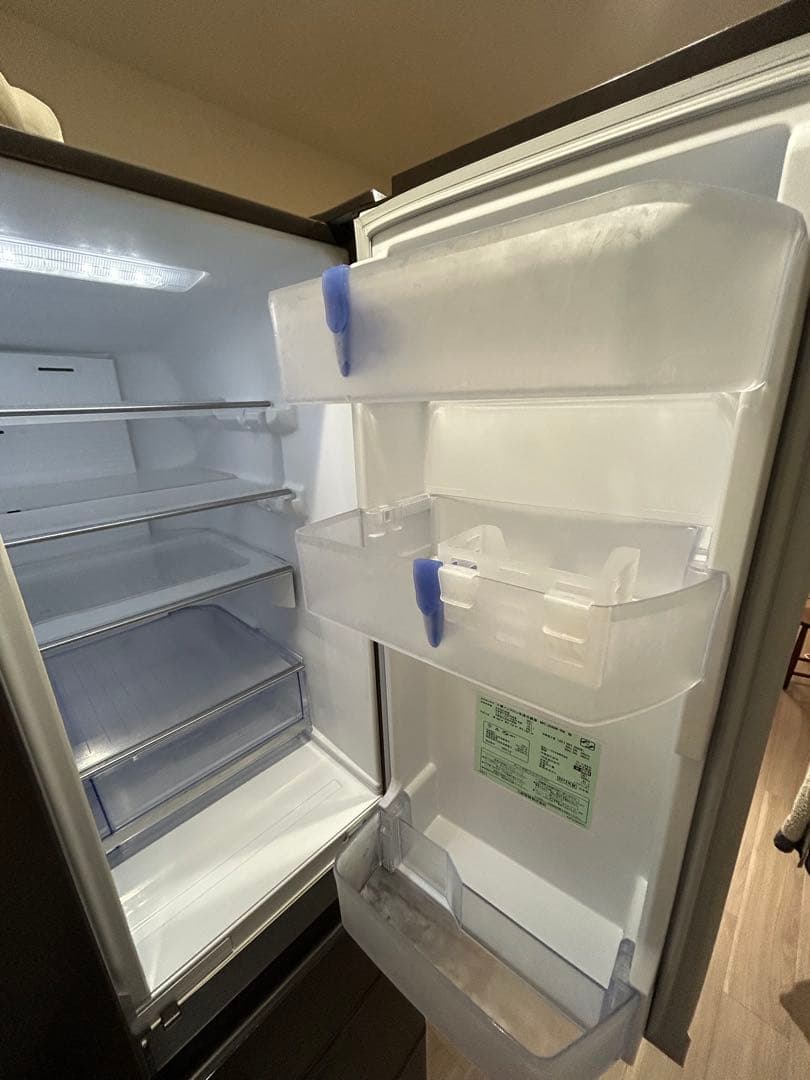 三菱 MR-JX60W-RW 冷蔵庫 600L 2013年製