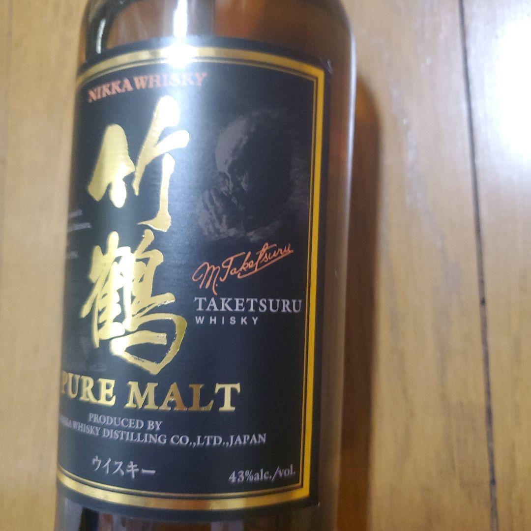 新品・未開封☆竹鶴 PURE MALT 700ml 黒ラベル（旧ボトル早い者勝ち