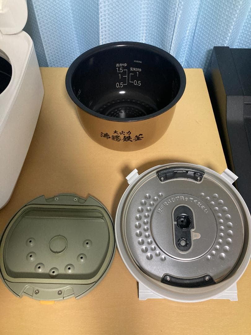 ★美品★22年製HITACHI RZ-TS105M　IHジャー炊飯器5.5合炊き