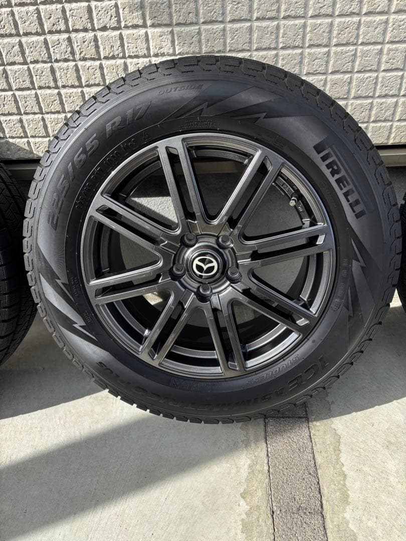 スタッドレスタイヤ、アルミホイール4本セット中古