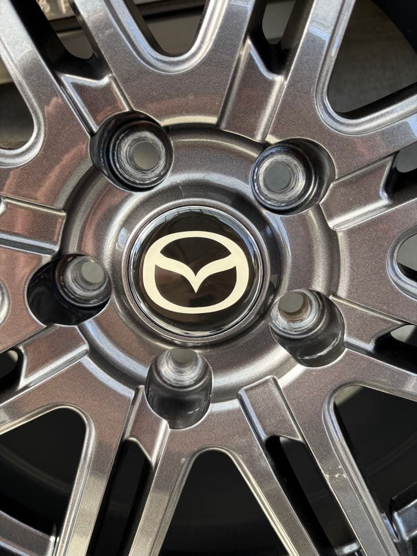 スタッドレスタイヤ、アルミホイール4本セット中古