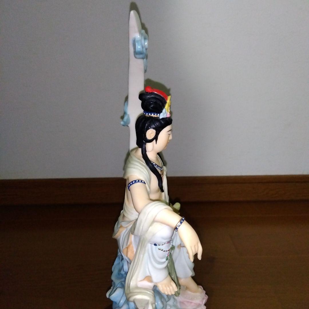 水月観音置き物