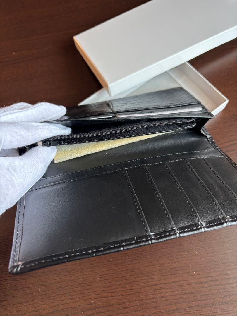 皇居菊の御紋入り 長財布 クロコ風型押し 黒