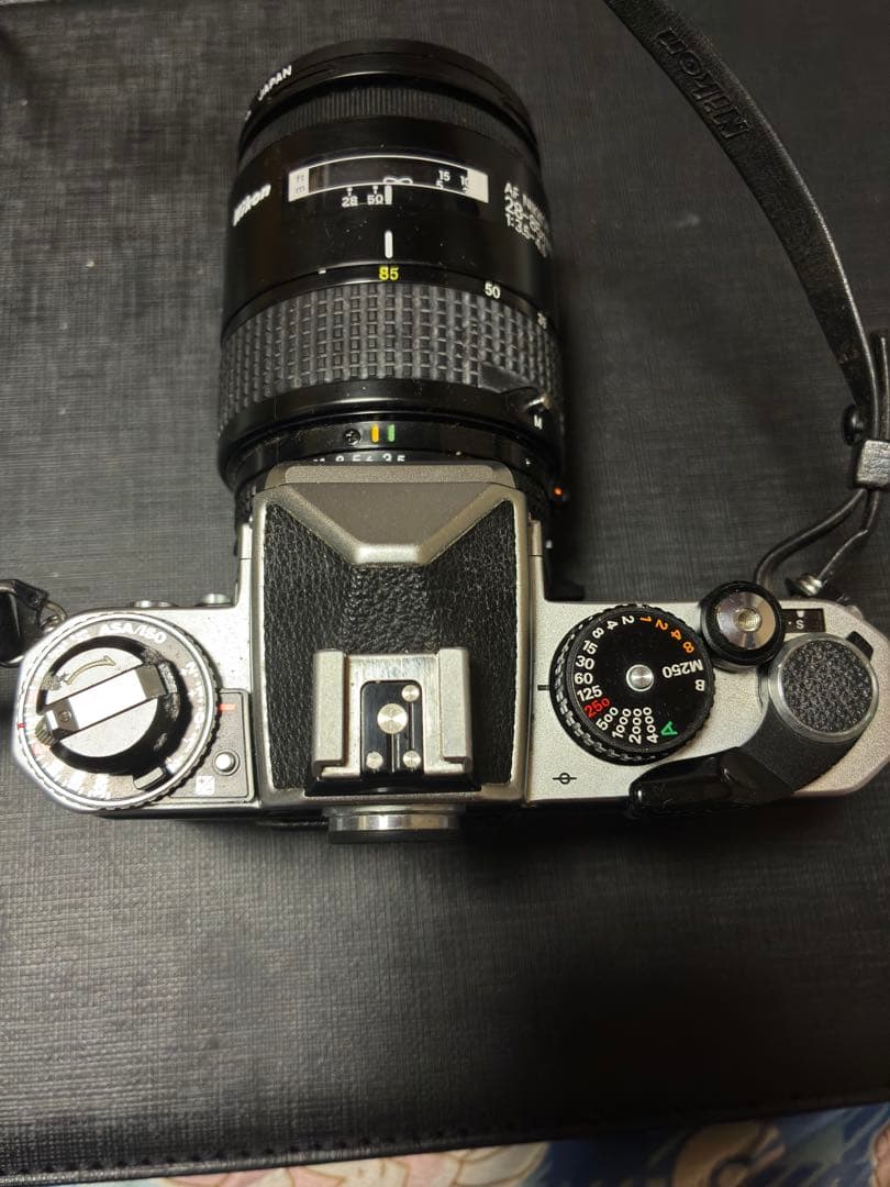 Nikon FE2 一眼レフカメラ Nikkorレンズ付き