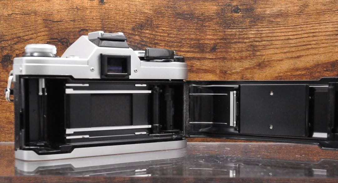 Canon AE-1 フィルムカメラ レンズ付き