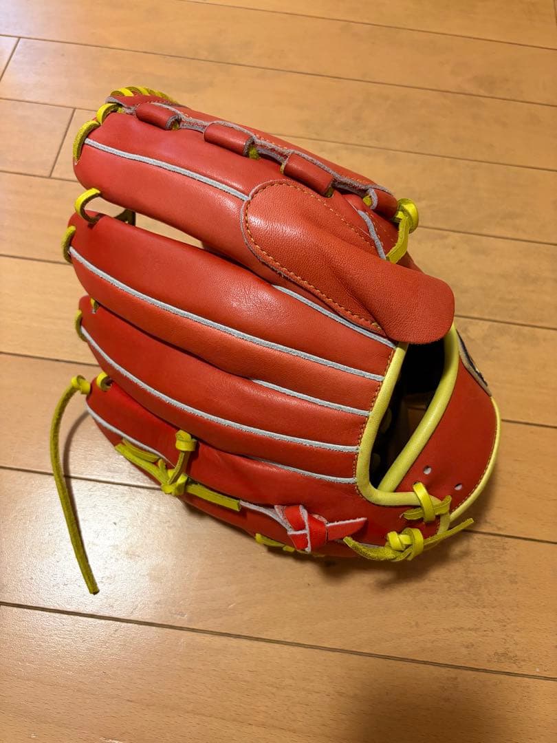 【あーる】軟式用グローブ　シュアプレイ