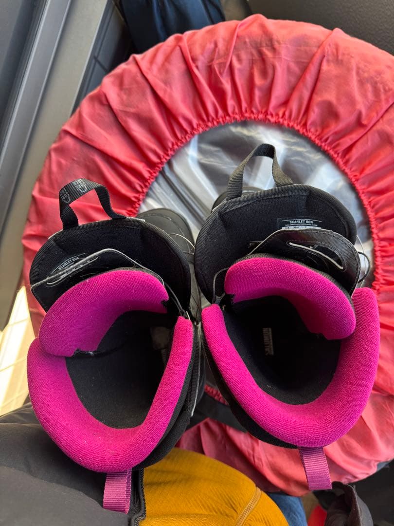 週末限定‼️Salomon スノーボードブーツ ブラック/ピンク