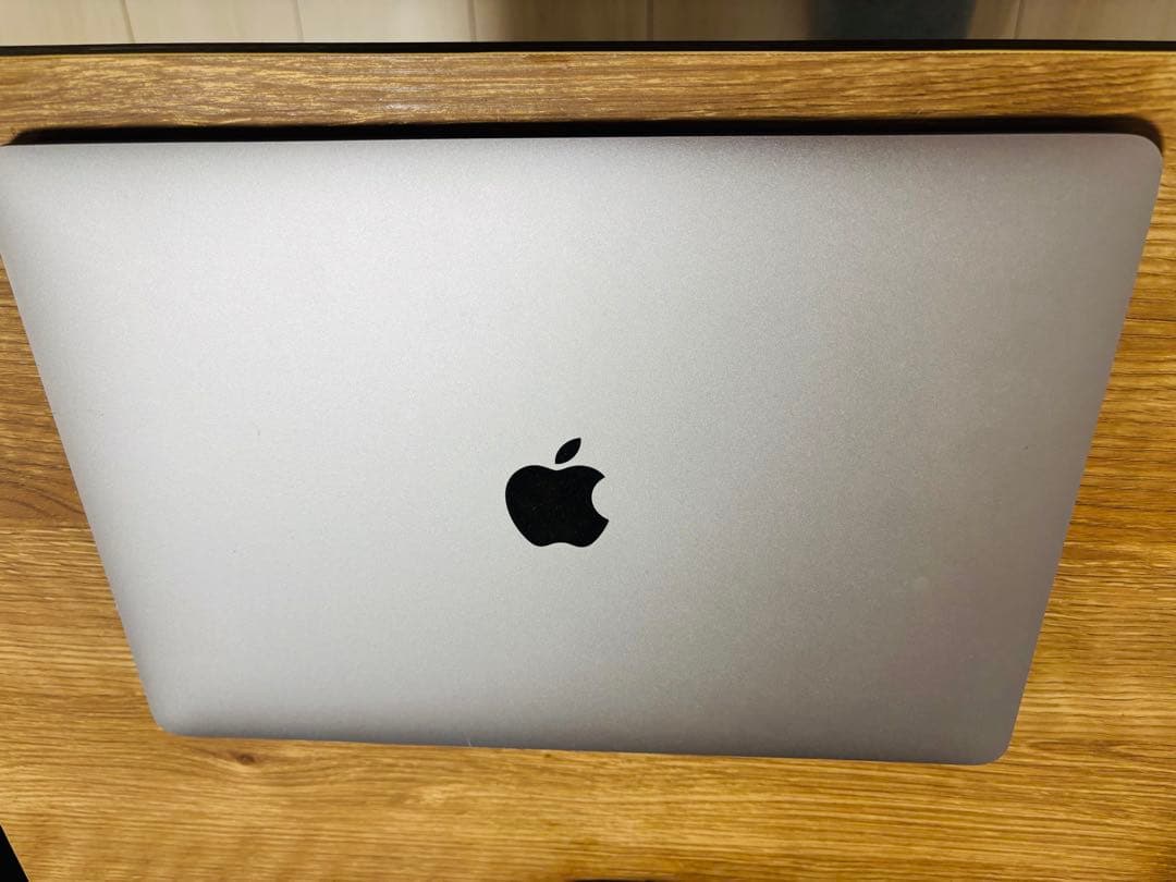 M1 MacBook Air 13インチ8GB 256GB スペースグレイ