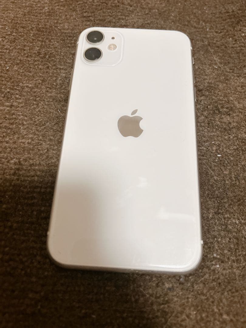 Apple iPhone 11 ホワイト 本体64GB SIMフリー