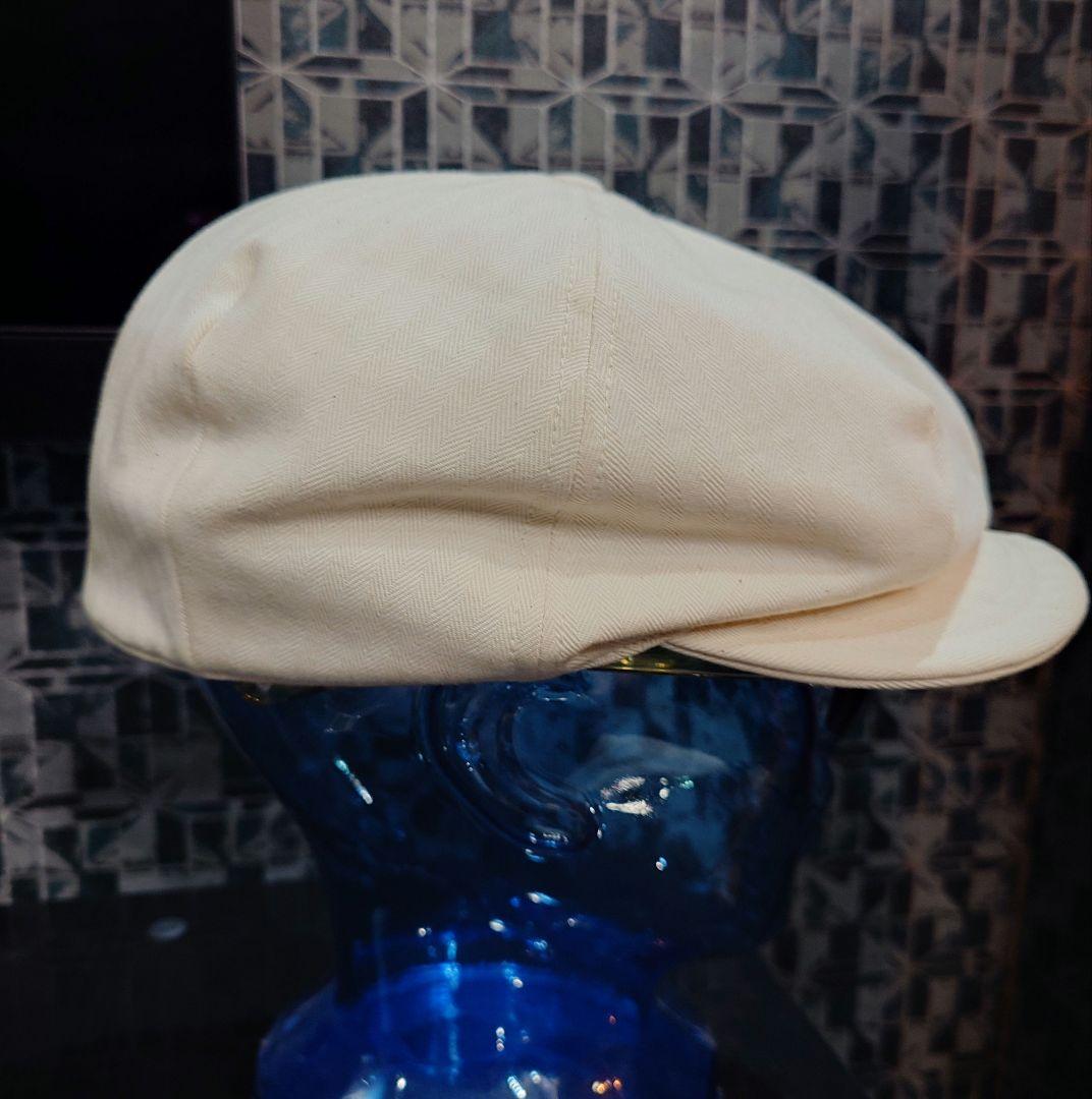 フリーホイーラーズ、キャスケット(ホワイト)