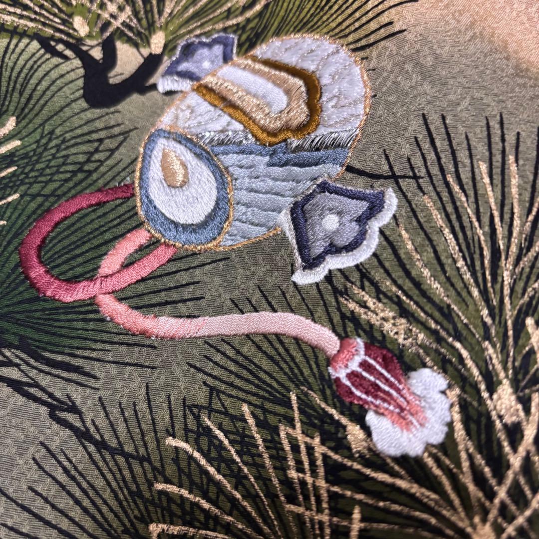 @様【新品】日本製 総刺繍 正絹 一本松 襦袢付 祝い箱付 お宮参り 産着