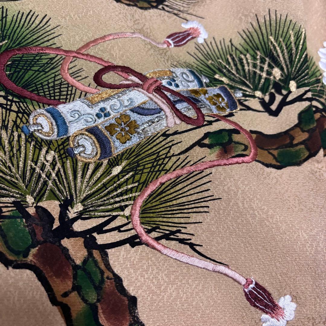 @様【新品】日本製 総刺繍 正絹 一本松 襦袢付 祝い箱付 お宮参り 産着