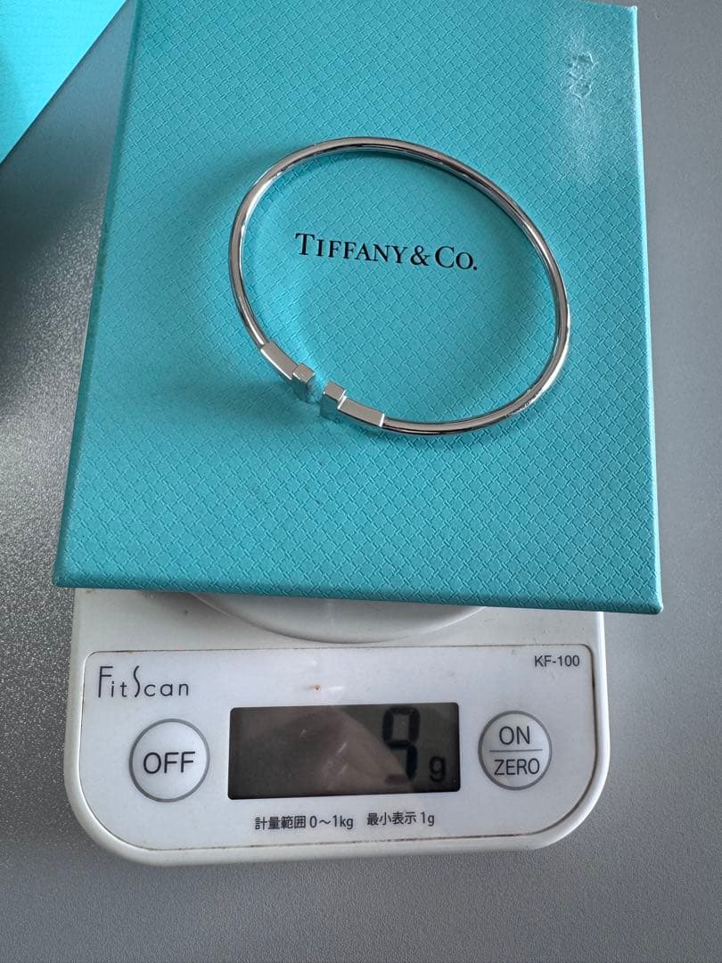 Tiffany & Co. Tiffany T ナロー ワイヤー ブレスレット