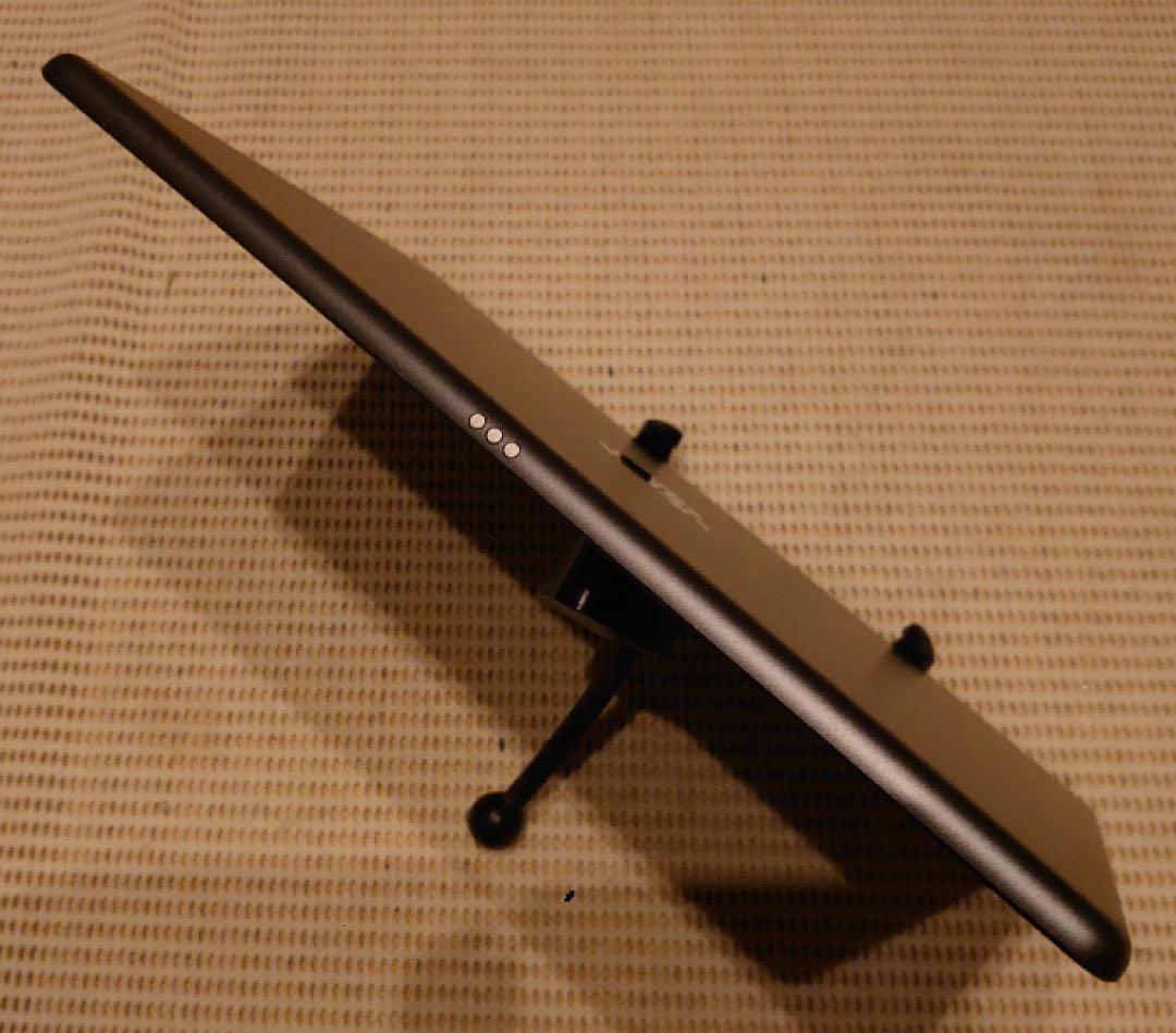 完動品iPad第8世代(A2270)本体32GBグレイ送料込PQ1GC