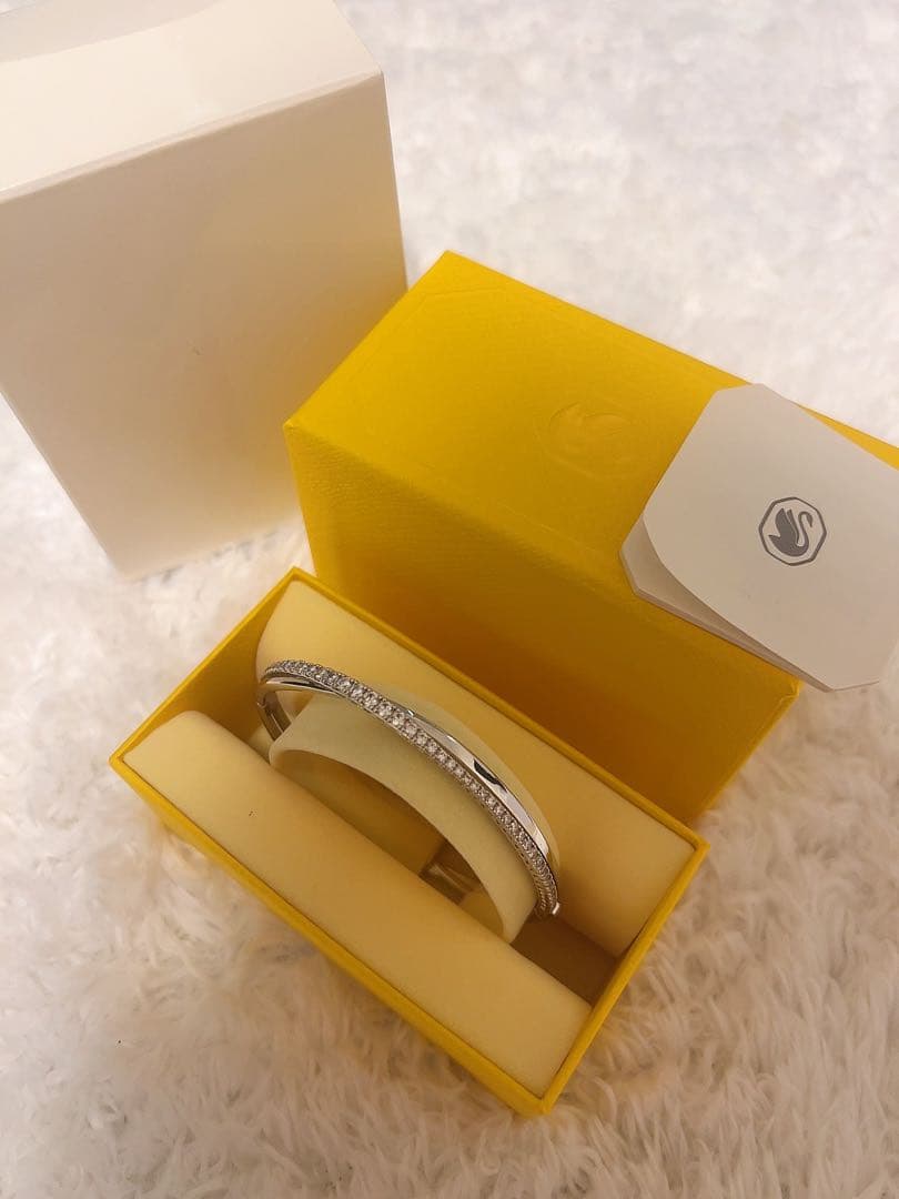 【公式】【スワロフスキー】Hyperbola バングル, ホワイト, ロジウム