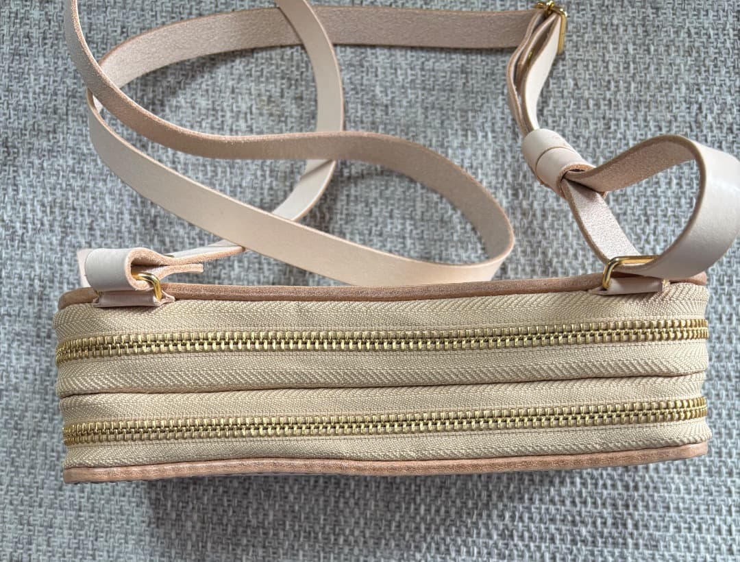 杏衣餅2025さん専用 極厚ヌメ革お財布ポシェット