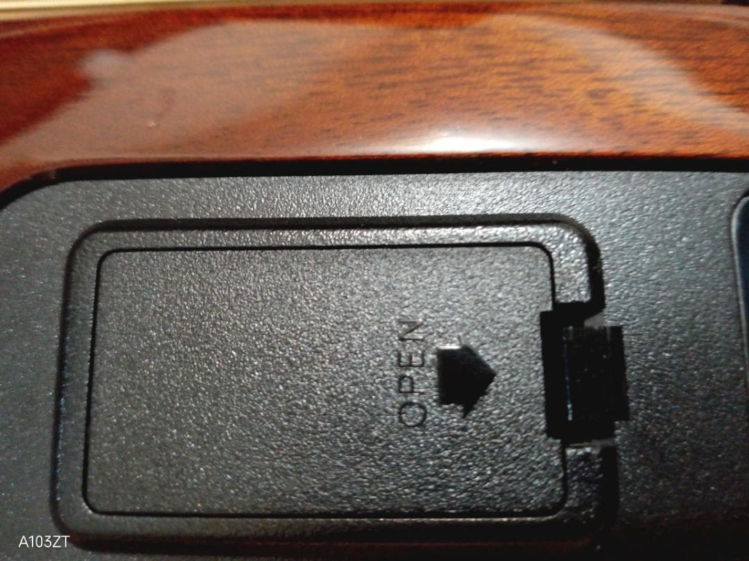 Yamaha SLG200S サイレントギター　アダプター付属