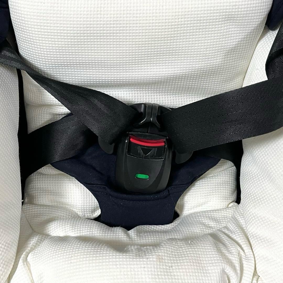 Combi コンビ チャイルドシート クルムーヴスマート ISOFIX ネイビー