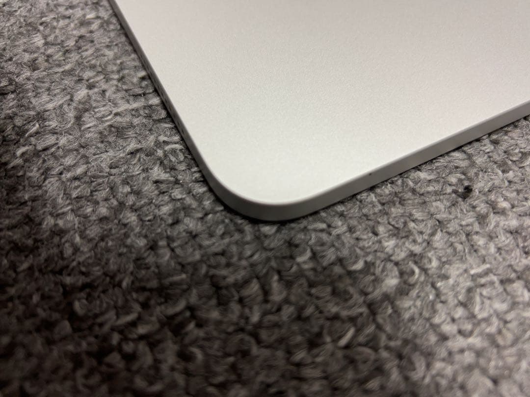 iPad (第10世代) シルバー 本体 箱付き 美品