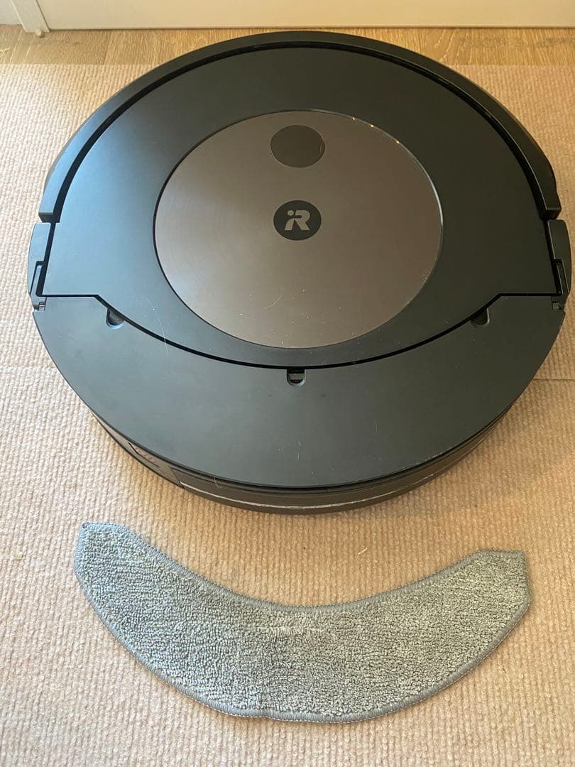 Roomba j7+ ロボット掃除機本体