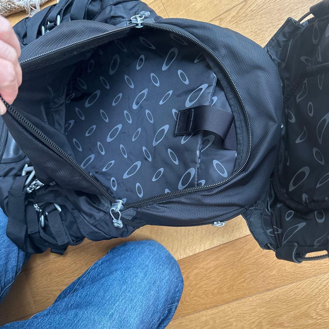 値下げ中 Oakley タクティカルフィールドギア バックパック ブラック