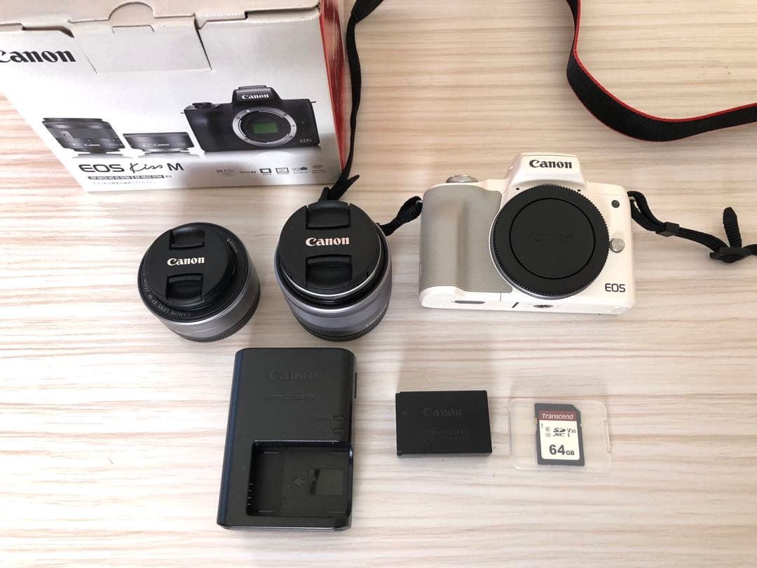 デジタルカメラ EOS kiss M EF-M15-45 IS STM EF-M22 STM