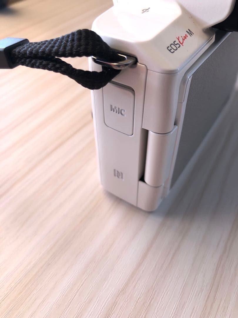 デジタルカメラ EOS kiss M EF-M15-45 IS STM EF-M22 STM