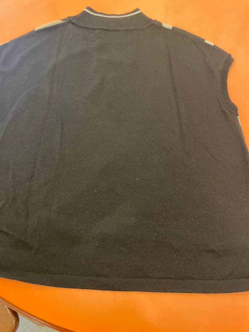 アルベロベロ　春秋冬用ベスト