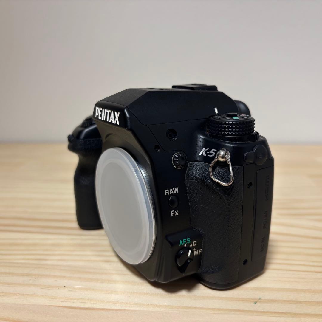 私*～様 PENTAX K-5 デジタル一眼レフカメラ 本体　ボディ　箱、取説付