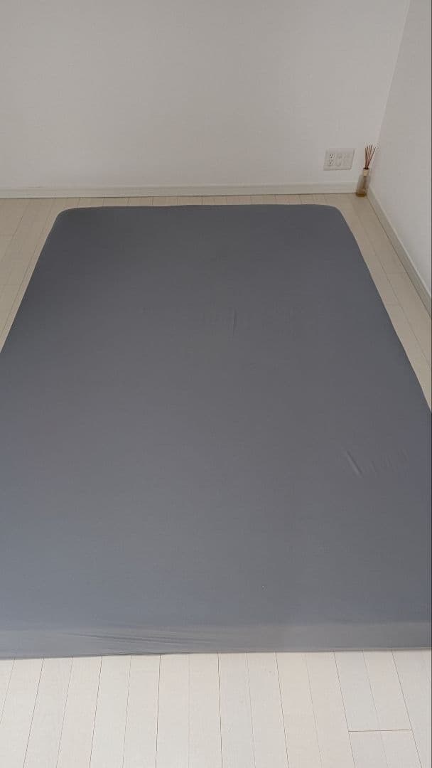 【新品未使用】Limneダブルマットレス【4月20日までの掲載】