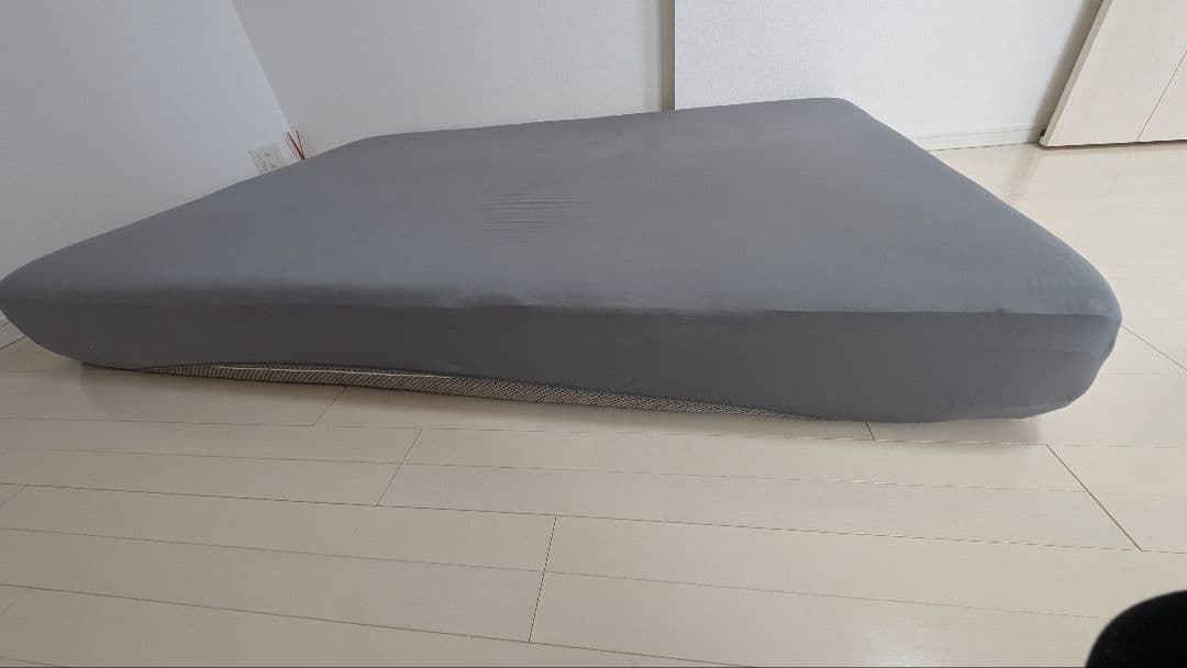 【新品未使用】Limneダブルマットレス【4月20日までの掲載】