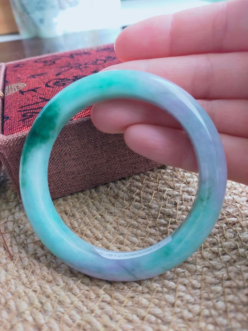 本翡翠バングル薄い緑紫色#54〜#55ジェイダイト