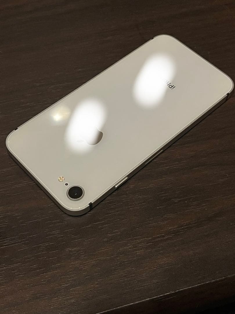 Apple iPhone 8 ホワイト外装カスタマイズ 本体のみ【SIMフリー】