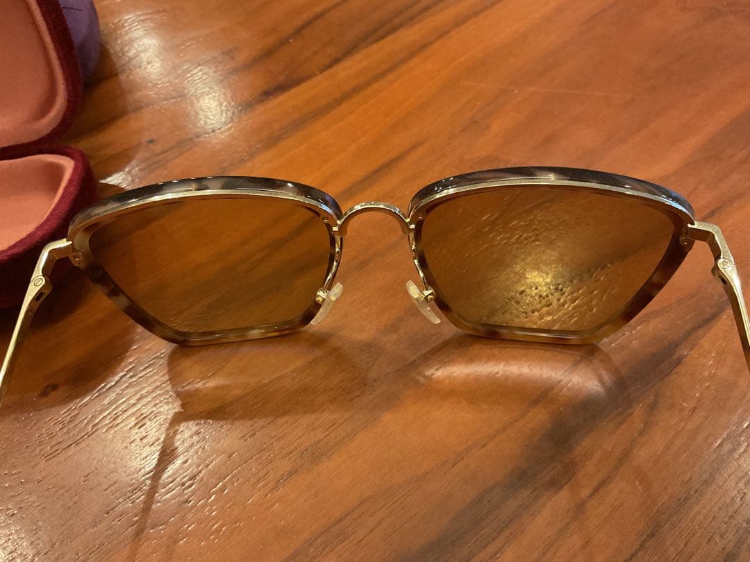 【ごまさん専用ページ】GUCCI ブラウンレンズ ★ベッコウ★専用ケース付き