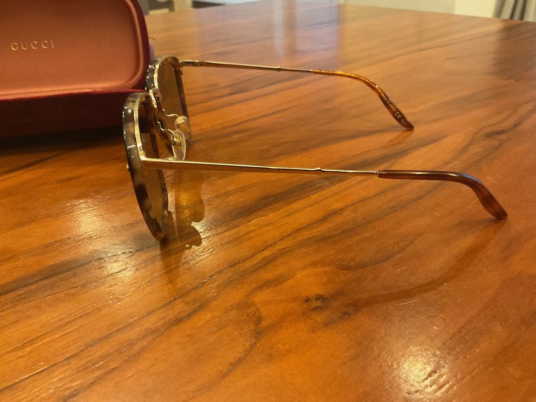 【ごまさん専用ページ】GUCCI ブラウンレンズ ★ベッコウ★専用ケース付き