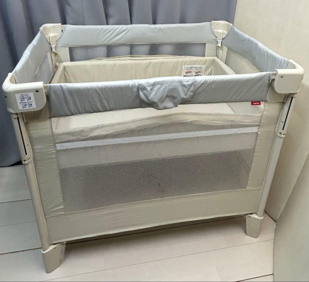 アップリカ　ココネルエアー AB　折りたたみベビーベッド