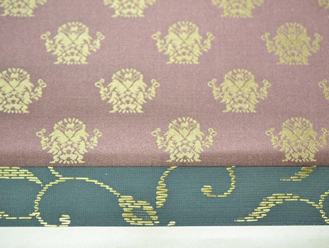 一行軸「弄花香満衣」　妙心寺管長　梶浦　逸外老師　筆