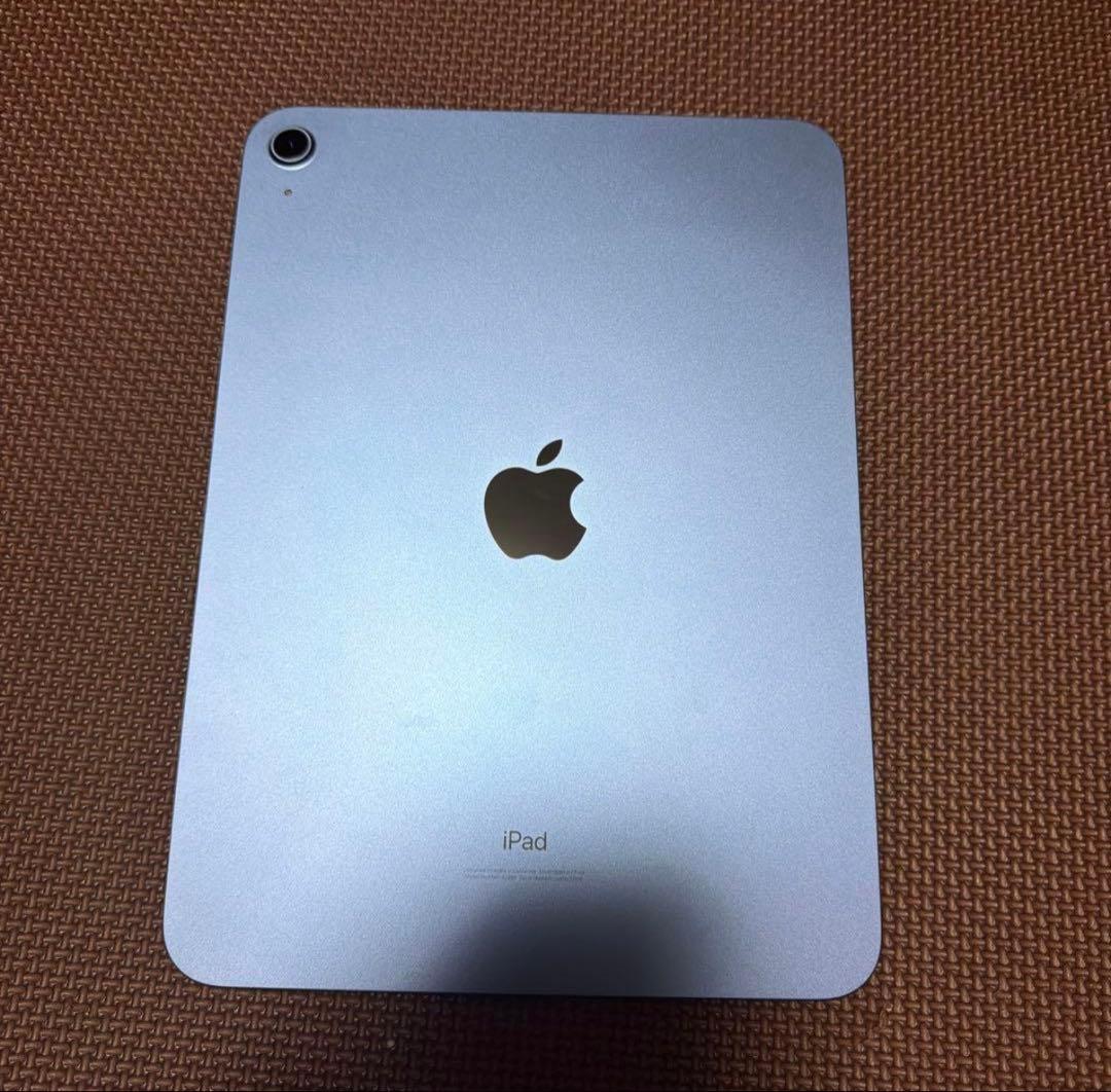 R*U様 Apple iPad 本体 第10世代 64GB WiFiモデル 付属