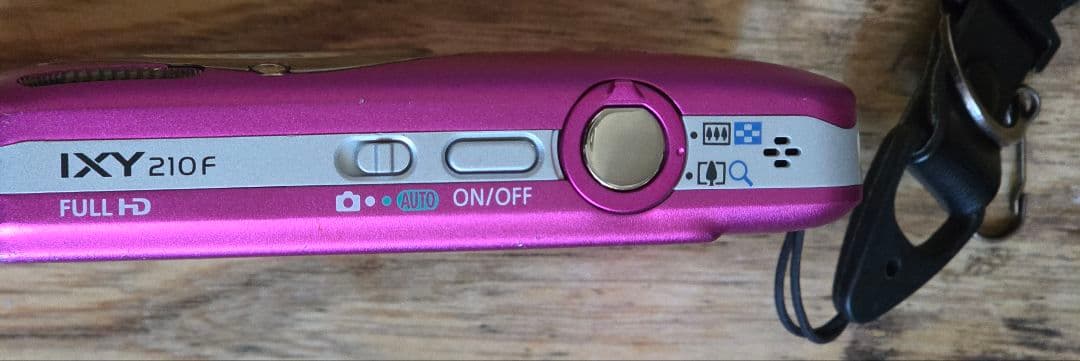 s*s様 [動作未確認のため、ジャンク扱い] キヤノンlXY 210F コンパク