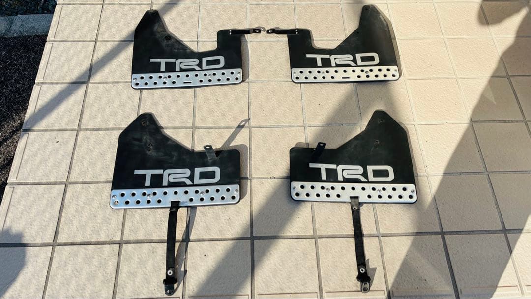 RAV4 TRD マッドフラップ