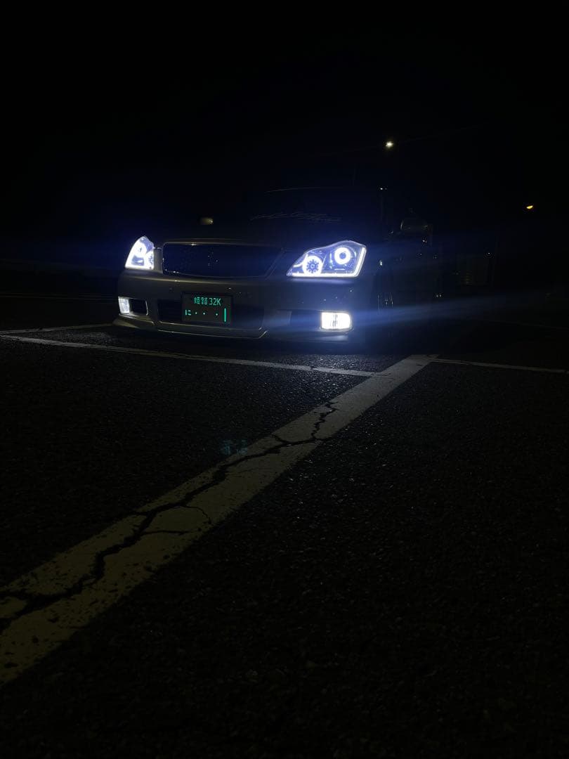 18クラウン ワンオフヘッドライト