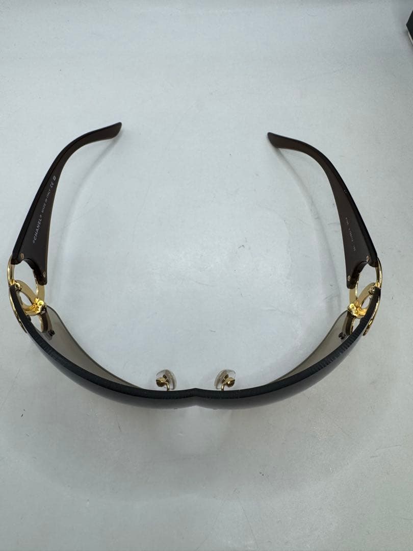 CHANEL シャネル　サングラス　カラーレンズ　フレームレス　ココマーク