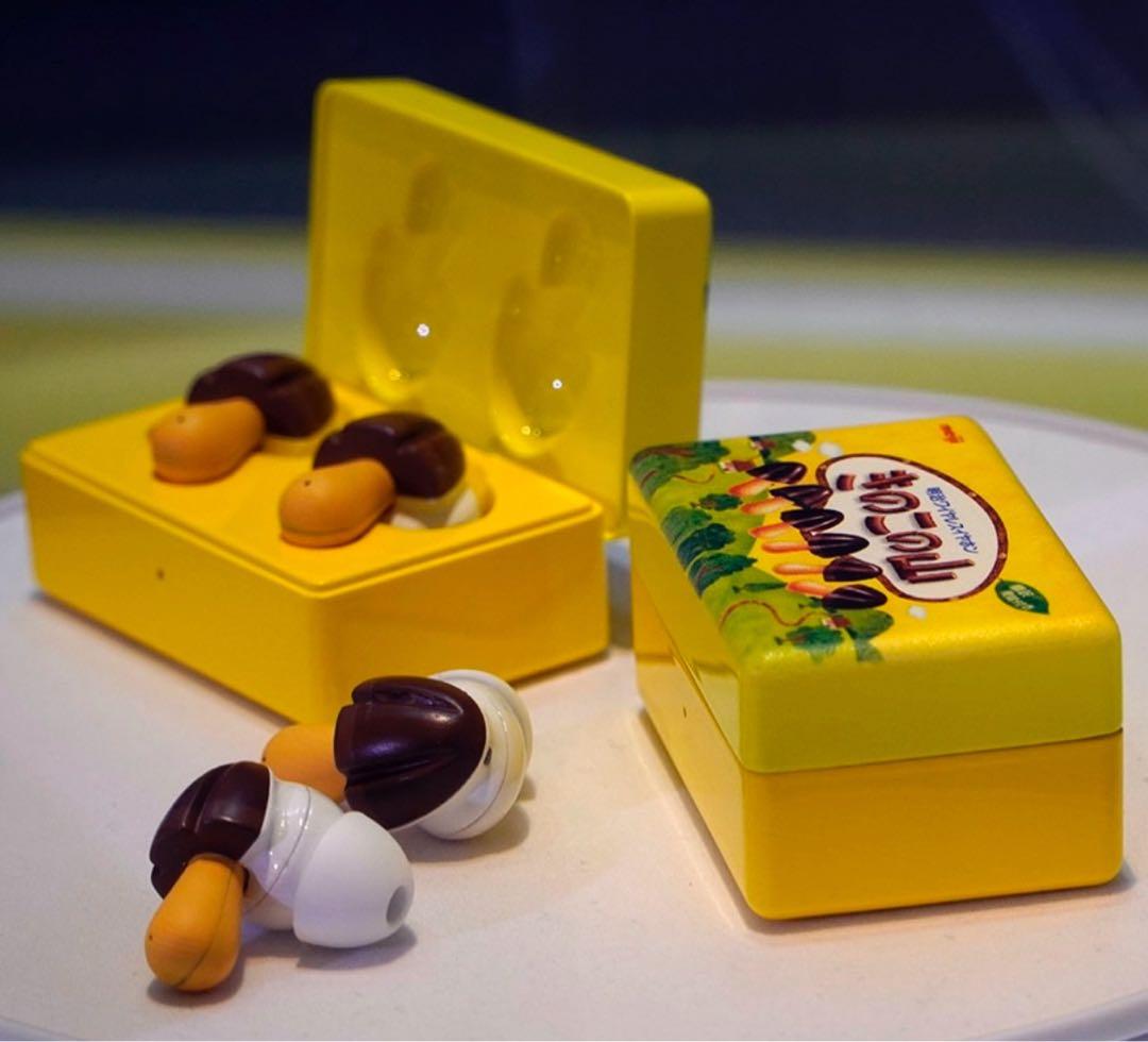 【非売品】明治　きのこの山　イヤホン　ワイヤレスイヤホン　同時翻訳機能付　未開封